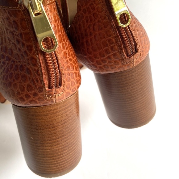 Louise et cie kelton camel booties, Size 8M - Picture 6 of 12